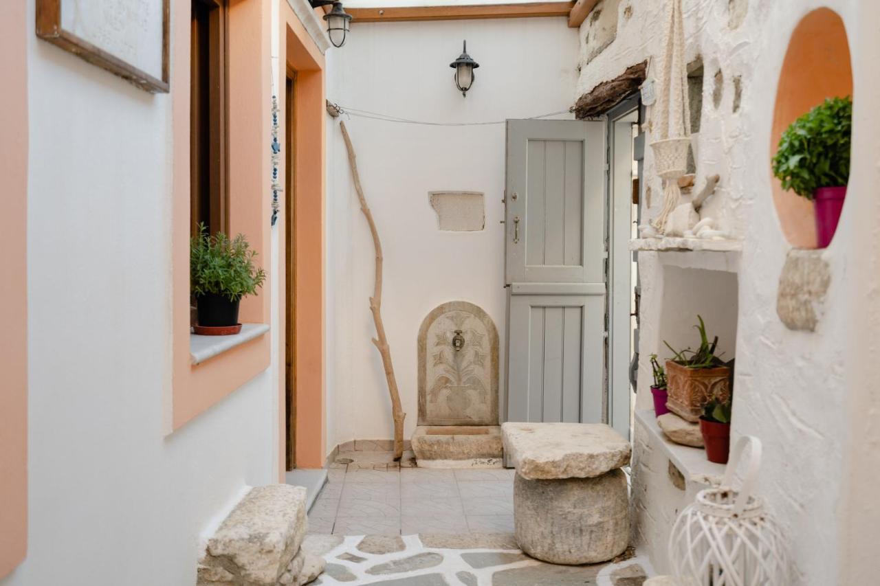 Small Apartment In Grotta Naxos Naxos City Экстерьер фото